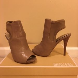 Michael Kors Leather Tonne Booties Taupe